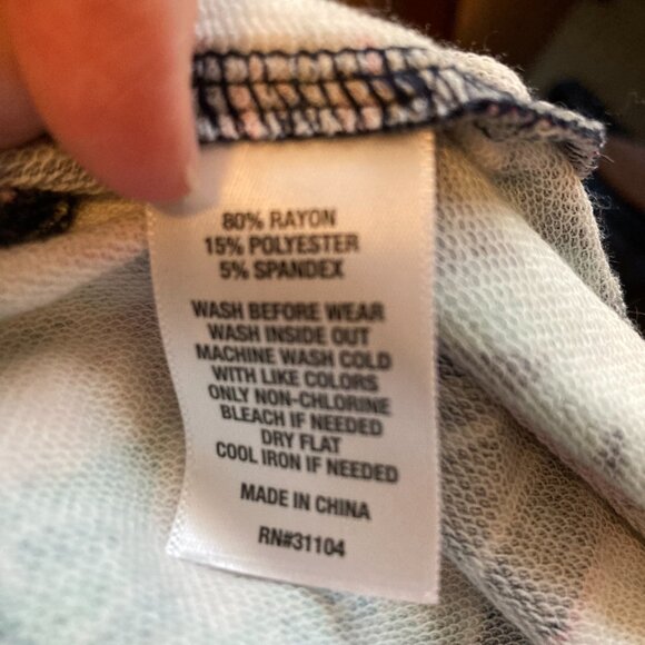 Crown & Ivy Woman's Floral Soft Knit Pullover Top Size XXL - Picture 5 of 7